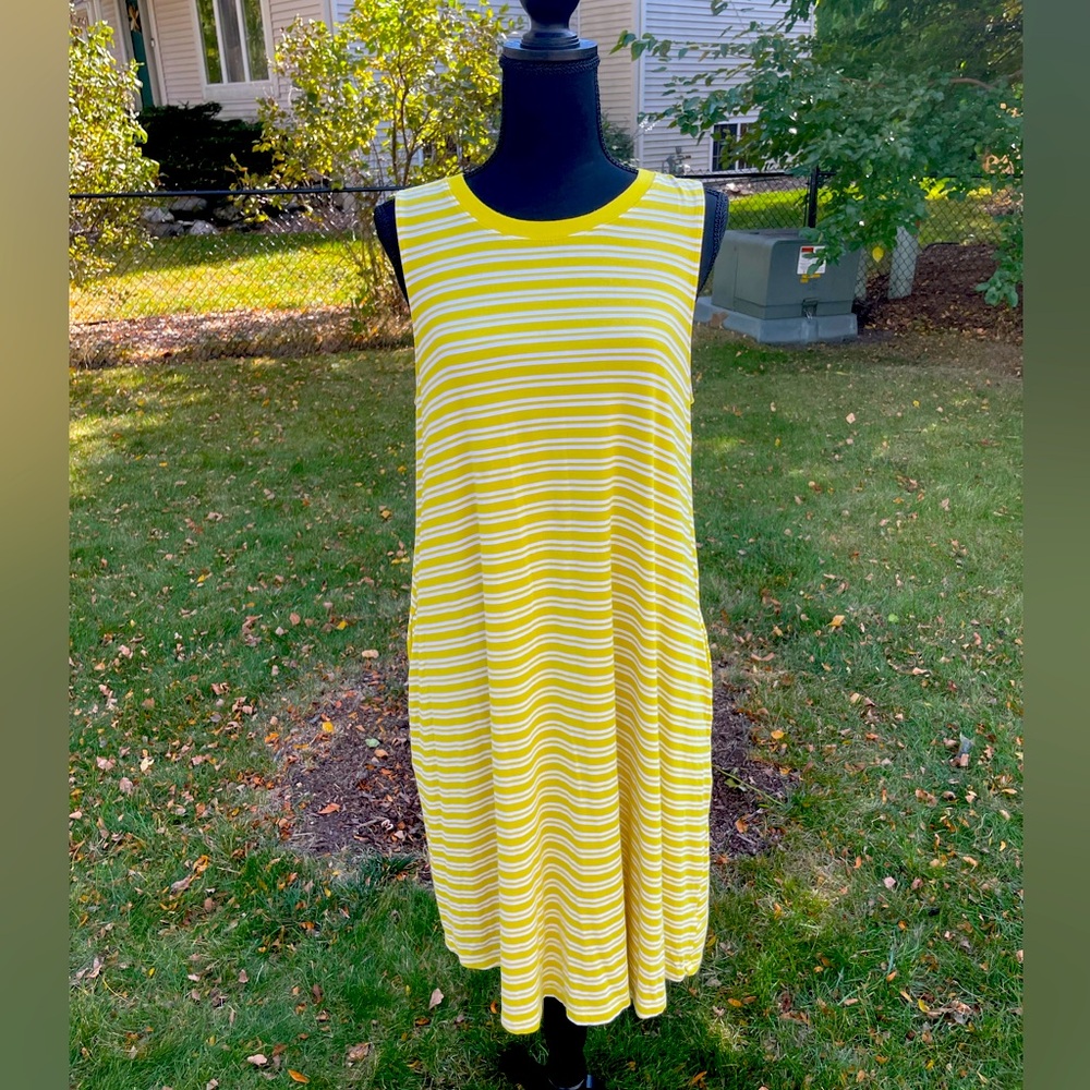 Summer midi dress with pockets
